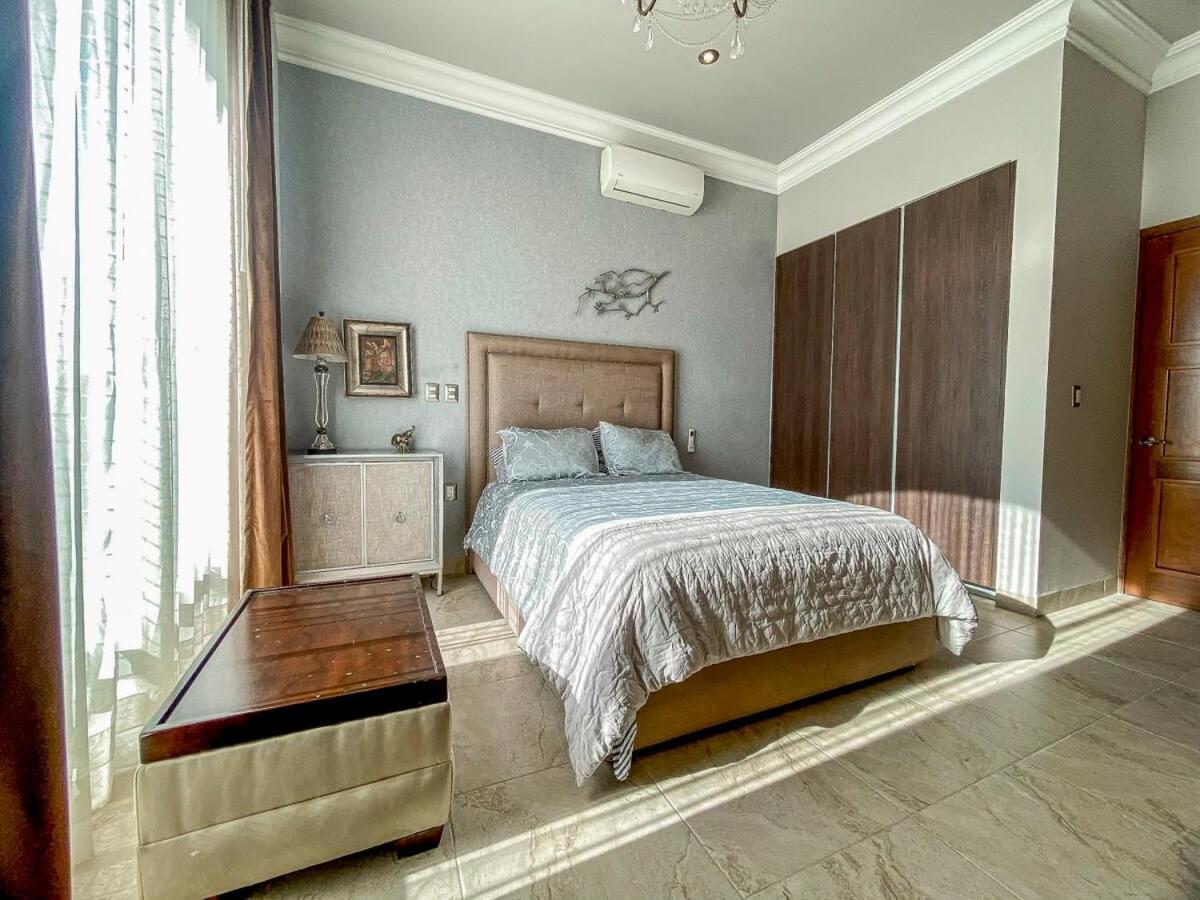 Appartamento Lujoso Departamento En León Esterno foto